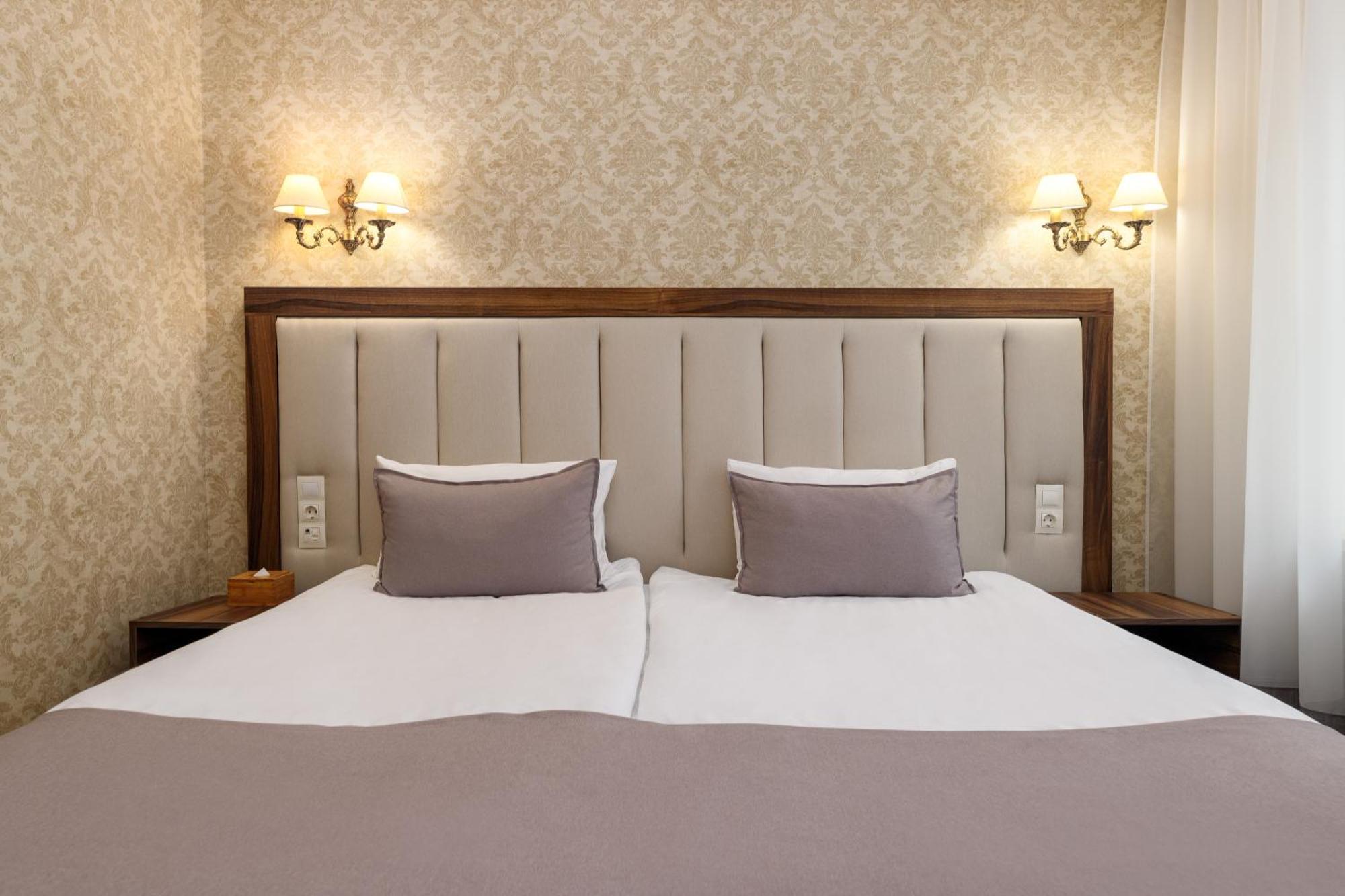 Feder Boutique 4* Львов